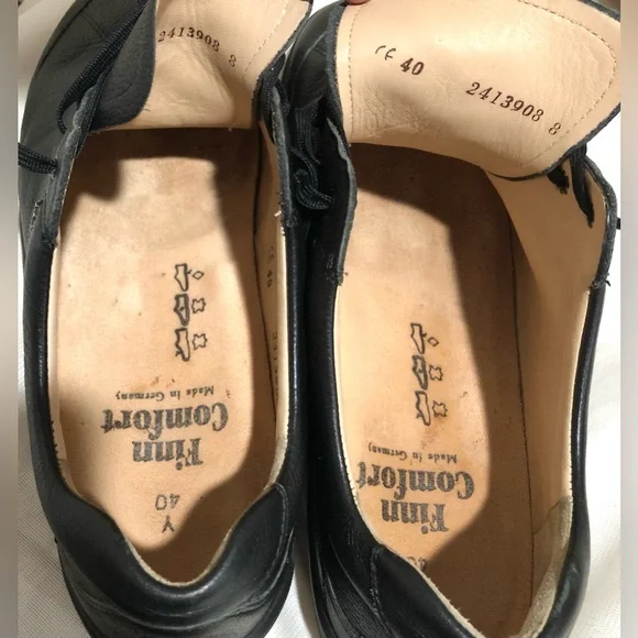 Finn Comfort Black Leather Sneakers